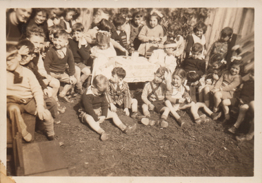 Photograph Digital, Kindergarten Shabbat, Carlton, 1946