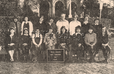 Photograph, Staff, Hawthorn campus, 1982