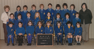 Photograph (item) - Grade 2, 1975