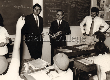 Photograph (Item) - Visitors to classroom, 1971
