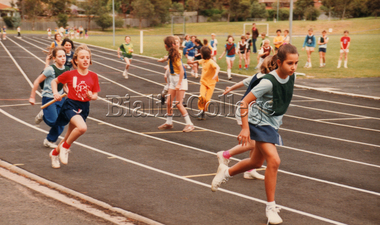 Photograph (item) - Girls' relay race, interschool athletics, 1986, 1986