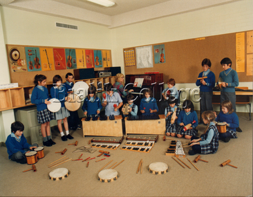 Photograph (item) - Students in music class, c. 1980s, c. 1980s