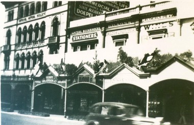 Photograph, Buildings decorated for the Ballarat Centenary in 1938