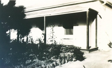 Photograph, 23 Raglan Street Lot 29 circa 1910