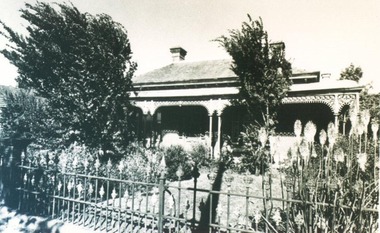 Photograph, Architectural features for 4 Errard Street South, Ballarat