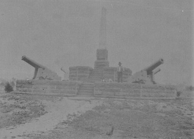 Card Box Photographs, Eureka Stockade Memorial, Ballarat East 1899