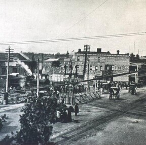 Photograph - Card Box Photographs, Lydiard Street North Railway Station Crossing 1915