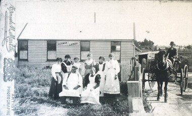 Photograph - Card Box Photographs, Ballarat German Laundry circa 1902