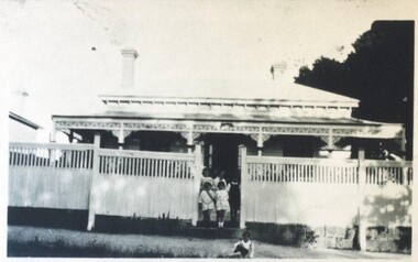 Photograph - Card Box Photographs, 628 Lyons Street South, Ballarat circa 1927