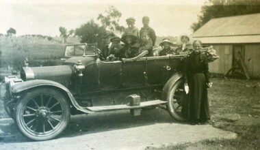 Photograph - Card Box Photographs, T.W. Tippett & family in car circa 1915