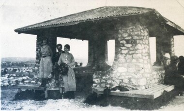 Photograph - Card Box Photographs, Black Hill Lookout, Ballarat 1924