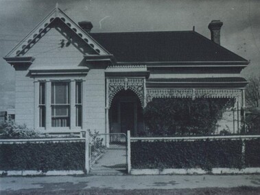 Photograph - Card Box Photographs, South Star Mine Manager's House, Sebastopol circa 1950