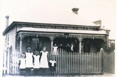 Photograph - Crick family residence, Ballarat circa 1935