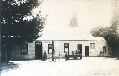 Photograph - Card Box Photographs, White Swan Hotel, Ballarat circa 1870