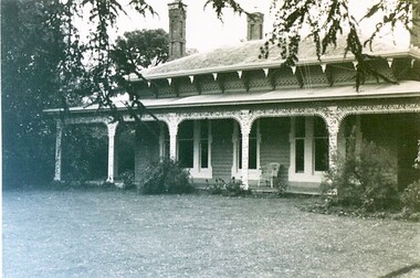 Photograph - Card Box Photographs, 450 Wendouree Parade, Ballarat 1967