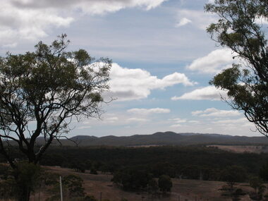 Photograph - Photograph - Colour, Coimodai near Bacchus Marsh, 2007, 04/03/2007
