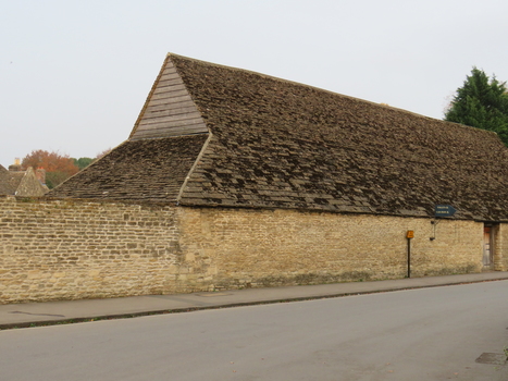 Building without windows