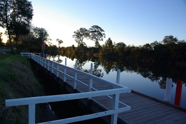 Photograph - Colour, Bairnsdale Natural Swimming Pool, 2011, 27/08/2011
