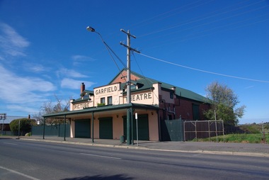 Photograph - Colour, Clare Gervasoni, Garfield Picture Theatre, 2011, 27/08/2011
