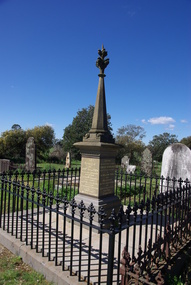 Three Lost Children Grave in the Daylesford Cemetery, 2014