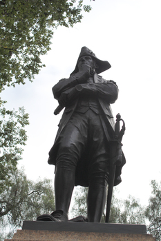 Statue of Matthew Flinders