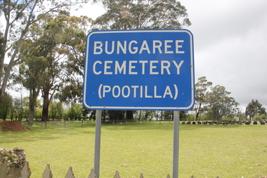 Photograph - Colour, Clare Gervasoni, Pootilla Cemetery (Bungaree Cemetery), 23/10/2016