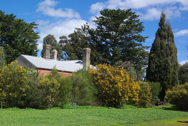 Photograph - Photograph - Colour, Smeaton Church Manse and outbuildings, 2013, 2/09/2013