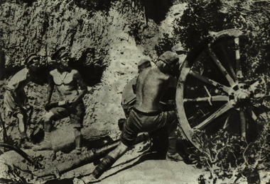 Photograph - Image, The Heat of Battle, Gallipoli, 1915, 19/05/1915