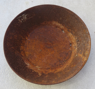 Metal gold pan
