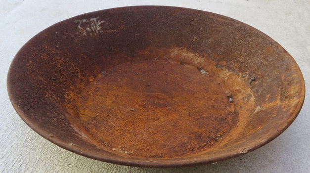 Metal gold pan