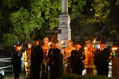 Creswick ANZAC Centenary Ever Torch Light Processon, 2015