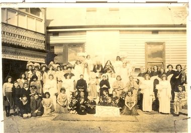 Photograph, Holy Cross, Daylesford, c1945