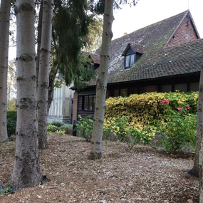 Photograph - Colour, Anne Hathway's Cottage, Stratford upon Avon, England