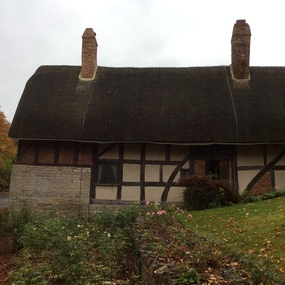 Photograph - Colour, Anne Hathway's Cottage, Stratford upon Avon, England