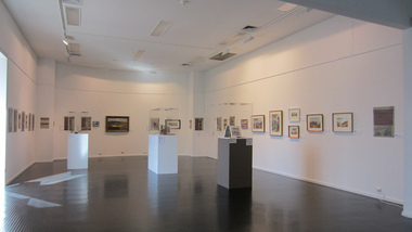 Digital photographs, L.J. Gervasoni, Makers and Shapers Exhibition, Warrnambool, April 2012