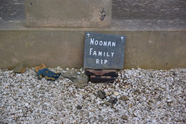 Photograph - Colour, Clare Gervasoni, Noonan Family Memorial , Warrnambool Cemetery, 27/07/2009