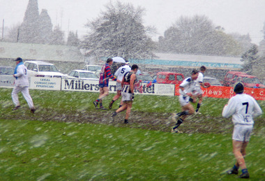 digital photographs, Central Highlands Football League Grand Final in the Snow, 2004