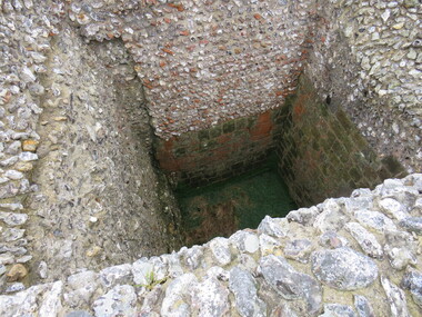 Photograph - Colour, Toilets, Old Sarum, England, English Heritage Site, 2016, 01 November 2016