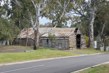 Photograph - Colour, Avoca Shed, 2011, 06/08/2011