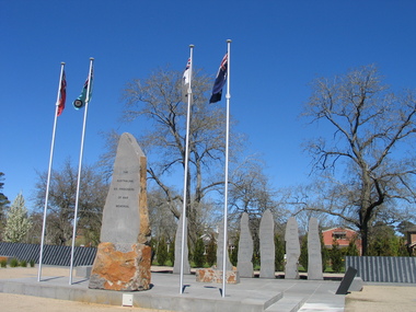 Photograph, L.J. Gervasoni, Australian Ex-Prisoner of War Memorial, Ballarat, 2014, 04/11/2014