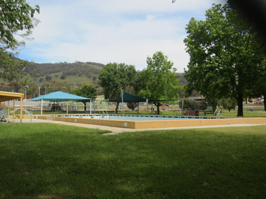 digital photographs, Lisa Gervasoni, Tallangatta Pre Olympic Swimming Pool, c2010-2017