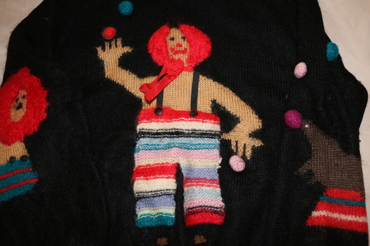 Jumper with a clown