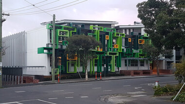 Housing in Cotham Ward, Kew, Victoria 