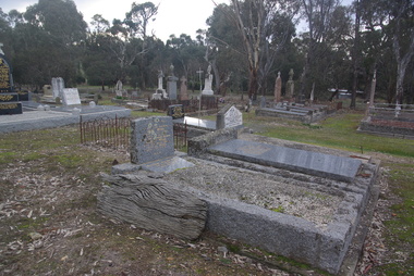 Photograph - Colour, Clare Gervasoni, Sandon Cemetery, 2017, 16/07/2017
