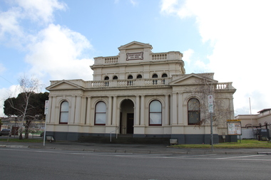 Photograph - Photograph - Colour, Maryborough Court House, 2011, 06/08/2011