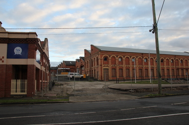 Photograph - Colour, L.J. Gervasoni, Former Sunnyside Woollen Mill, Mount Pleasant, 2011, 07/08/2011