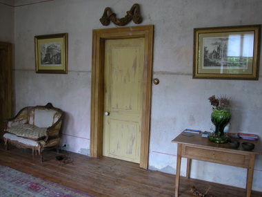 Photograph - Photograph - Colour, Clare Gervasoni, Interior of Villa Parma, Hepburn Springs, 2005, 12/10/2005