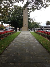 Photograph, Clare Gervasoni, Ballarat Cenotaph, 2015, 12/2015