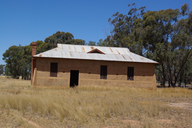 Photograph, Former Kurting Mechanics' Institute, Victoria, 2016, 10/01/2016