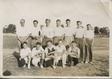 Photograph - Photograph - Black and White, Quarry Hill Cricket Team, 02/11/1946